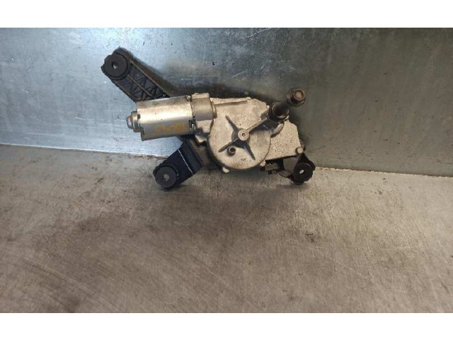 Двигатель стеклоочистителя заднего стекла