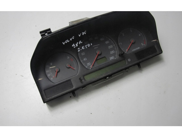 Панель приборов 9168386   Volvo S70  V70  V70 XC       