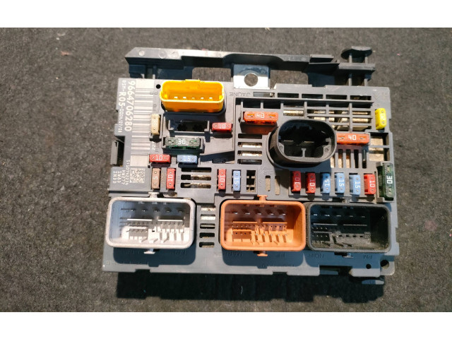   Pojistková skříňka 9664706280   Citroen Berlingo 2010