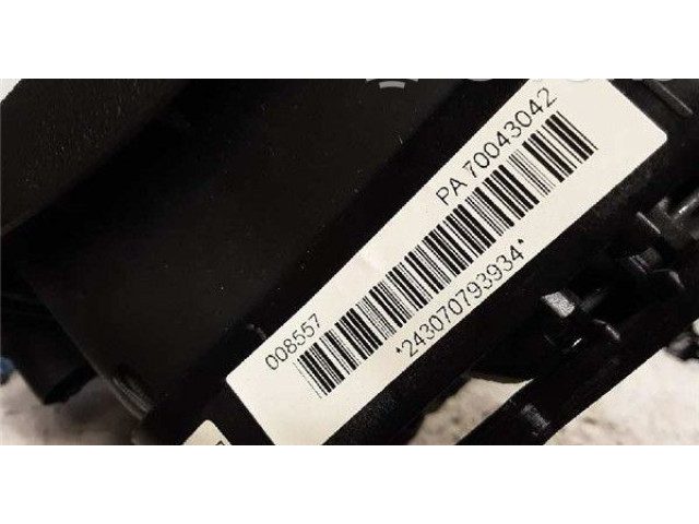 Подушка безопасности водителя CA700433XX   Fiat Punto (199)