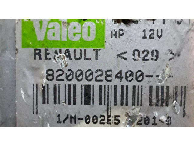 Моторчик заднего дворника 8200028400 Renault Clio III