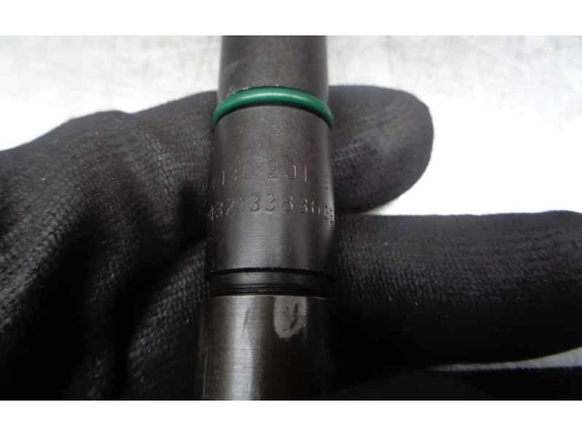 Vstřikovač 059130201E, 0432133836 Audi A8 S8 D2 4D AFB