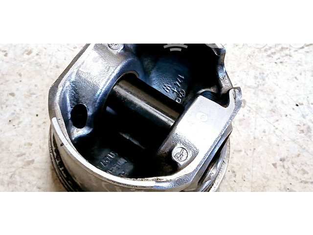 Поршень 81L97A12, 0711082854 Volkswagen Golf VI