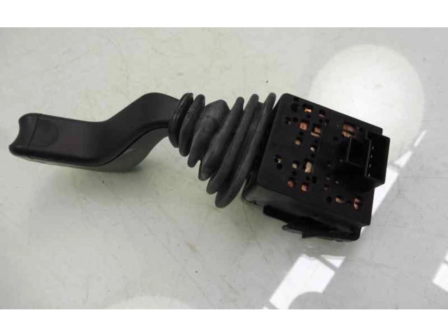 Ручка стеклоочистителей 09185417 Opel Meriva A