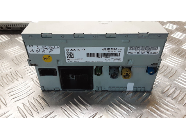 Радио/ проигрыватель CD/DVD / навигация