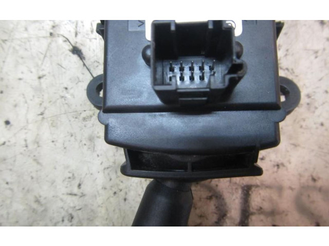 Ручка стеклоочистителей 61318363669 BMW X3 E83