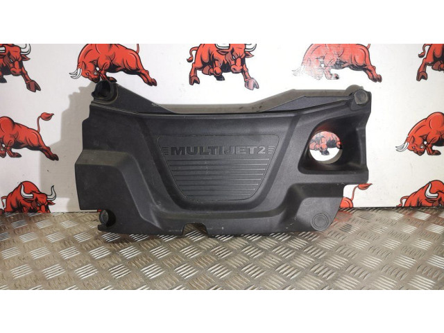 Крышка двигателя (отделка)