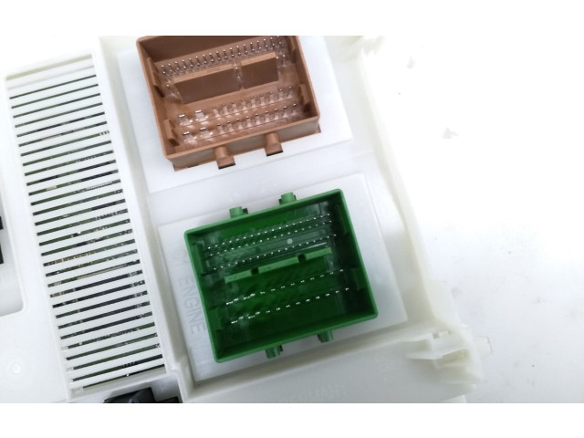 Блок предохранителей 31412970AA Volvo S60