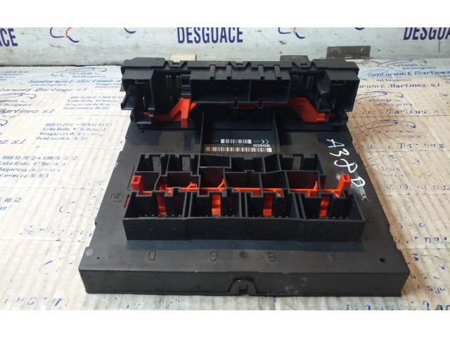 Блок предохранителей 8P0907279F Audi A3 S3 8P