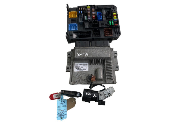 Комплект блоков управления 9809447980   Peugeot Expert