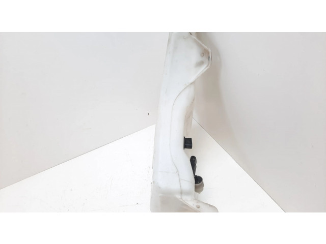 Бачок оконной жидкости    