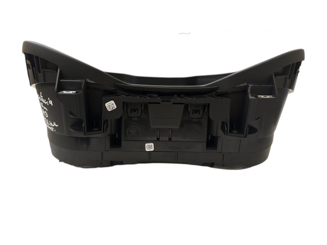 Панель приборов 5E0920750C, 5F0260   Skoda Octavia Mk3 (5E)       