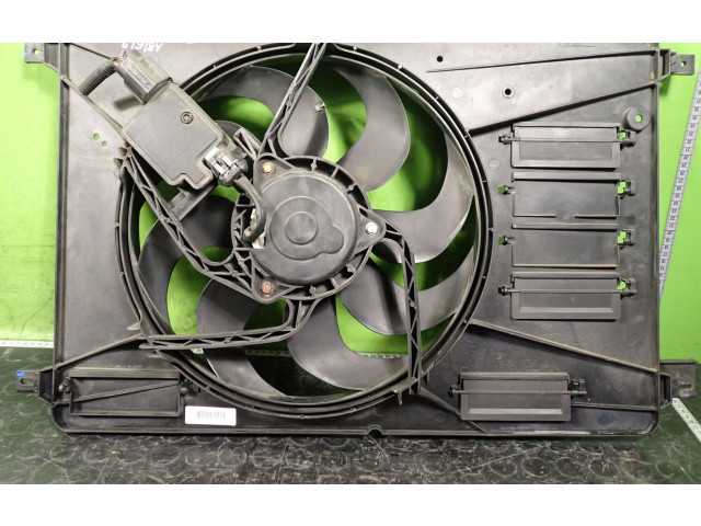 Вентилятор радиатора     6G91-8C607-SC    Volvo V70 