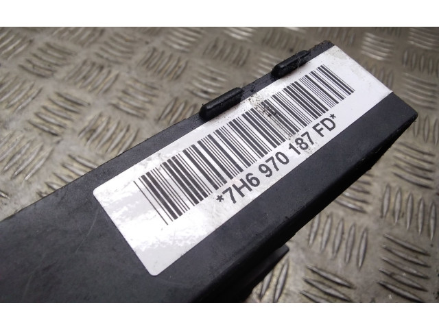 Pojistková skříňka 7H0937550A, 7H6970187FD Volkswagen Transporter - Caravelle T5 2007