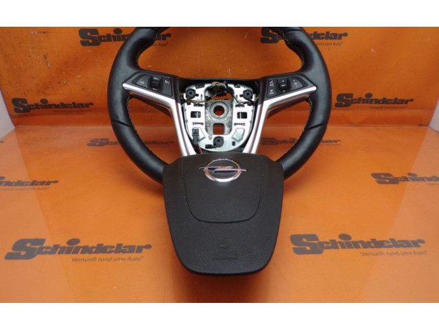 Руль Opel Meriva B  2010 - 2016 года 13412202, 13300473      