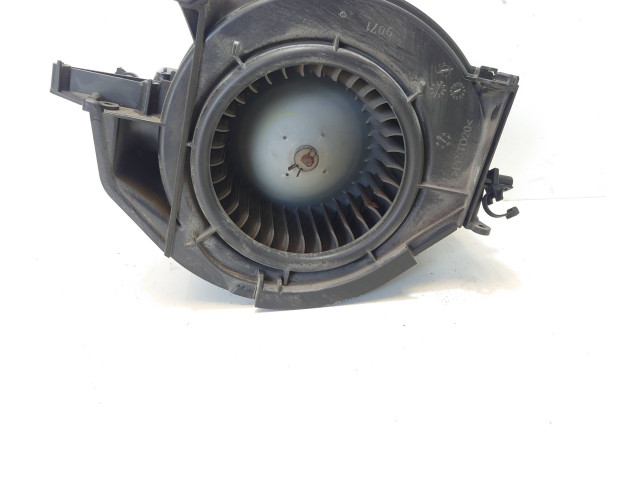 Вентилятор печки    9140010511, CZ2468104848   Audi A6 S6 C6 4F