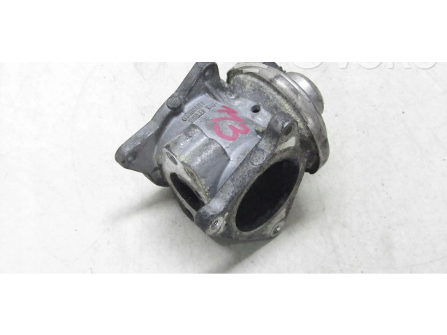 Интеркулер 05166042AA Jeep Grand Cherokee (WJ) 2.7