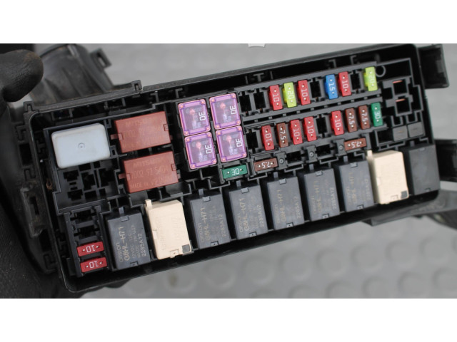 Блок предохранителей  SKRZYNKA-DUZA-LP   Honda HR-V    