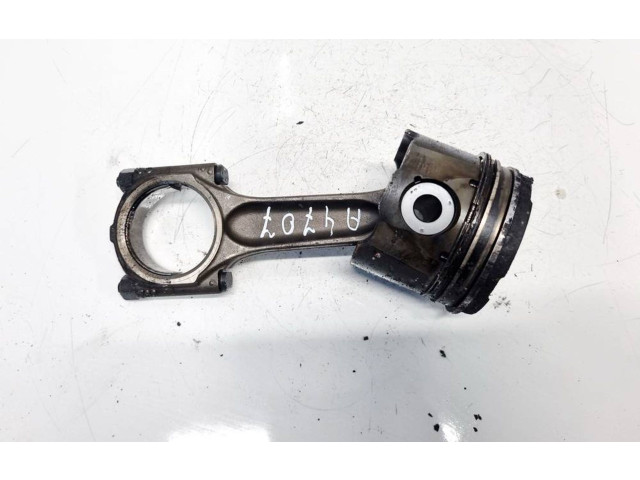  Поршень с шатуном    Lancia Phedra  