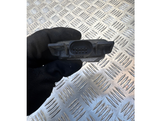 Датчик слепых зон 5Q0907686B, 6PZ01171902 Volkswagen Golf Sportsvan