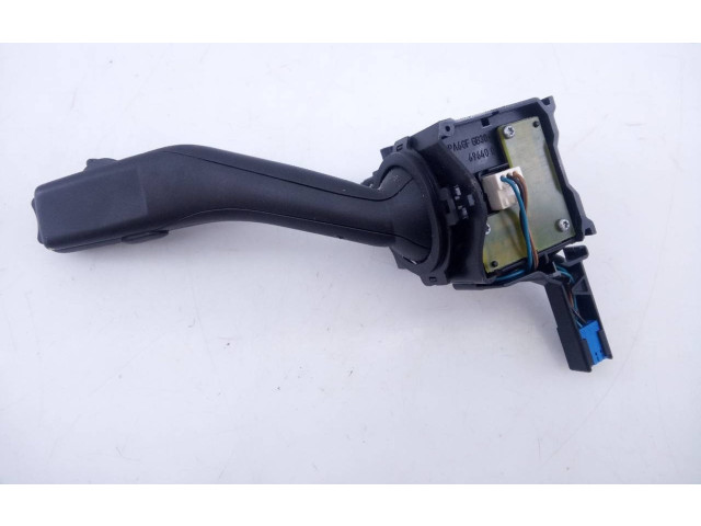 Ручка стеклоочистителей 1K0953519A, E2-A1-24-3   Volkswagen Golf SportWagen