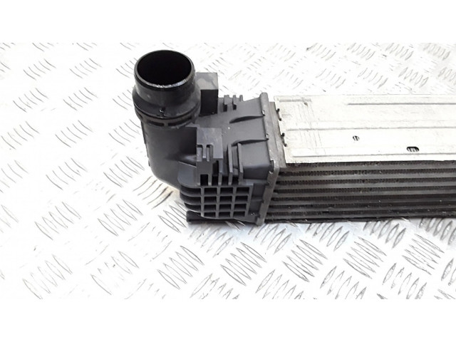 Интеркулер  8200880552b   Dacia Duster 