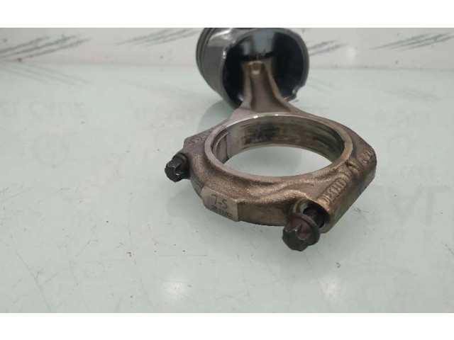  Поршень с шатуном    Audi A6 S6 C5 4B  