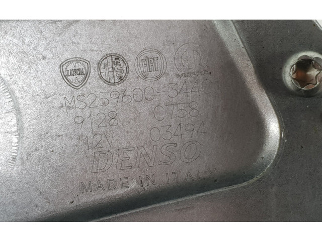 Моторчик заднего дворника MS2596003440, 52053067    Fiat 500L