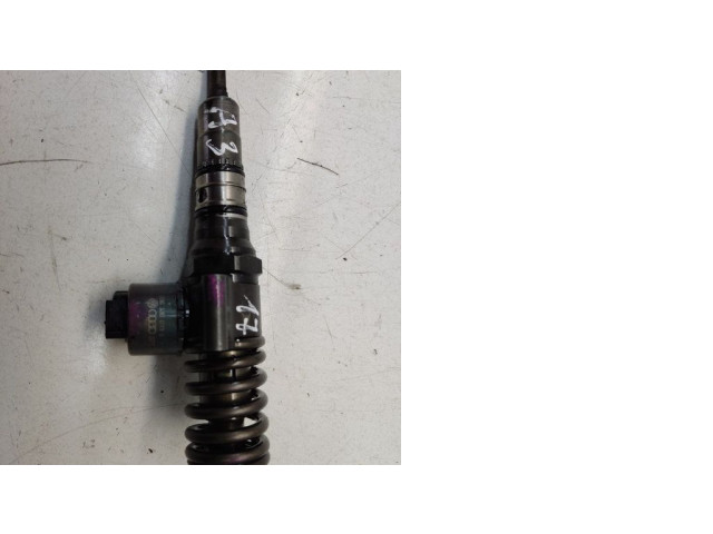Vstřikovač 03G130073, 03G130073G   Audi A3 S3 8P  pro naftový motor 2.0 BKD 
