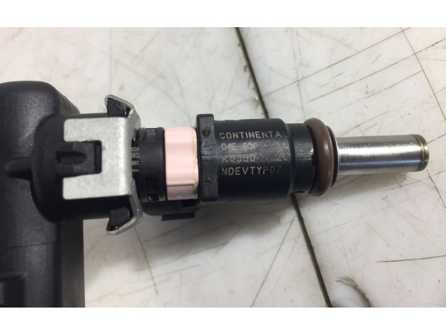 Комплект форсунок 04C133313AH    Skoda Citigo для бензинового двигателя  1