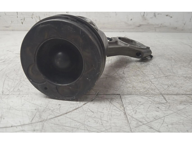  Поршень    KIA Ceed  