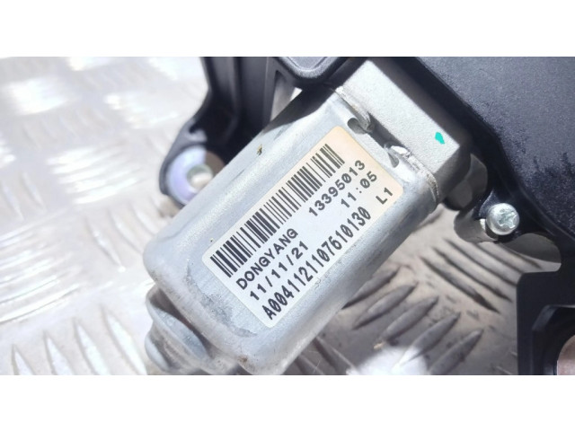 Моторчик заднего дворника 13395013, 60Z010012 Opel Astra J
