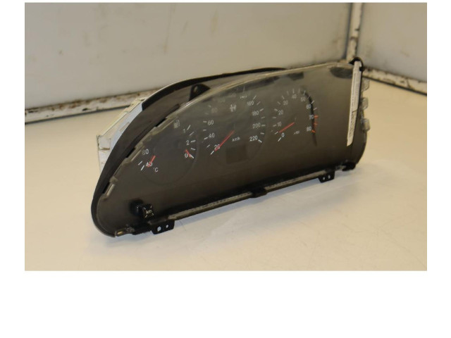 Панель приборов Alfa Romeo 145 - 146