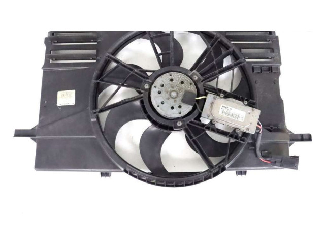 Вентилятор радиатора 31261988 Volvo C30