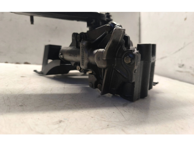 Масляный насос   8200345757  Renault Trafic III (X82) 