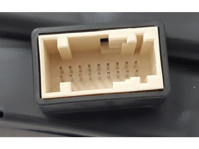 Панель приборов 9843003980, 9843003980   Peugeot 2008 II       