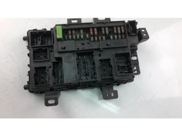Блок предохранителей KK3T15604FAH Ford Transit