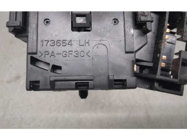 Ручка стеклоочистителей 173654LH, 8485205170 Toyota Corolla Verso E121