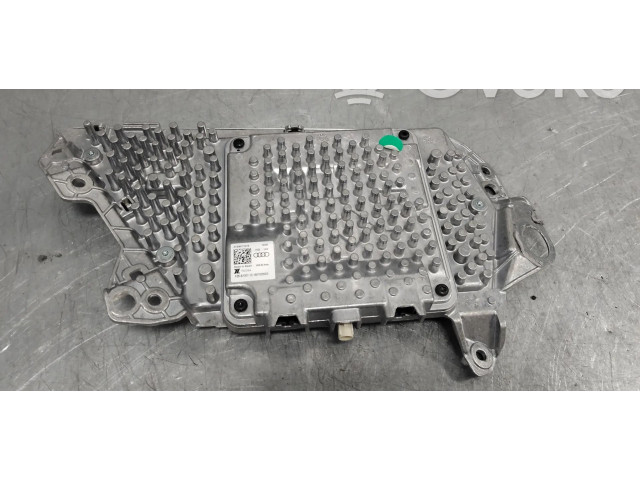 Дисплей    4KE907181B   Audi e-tron