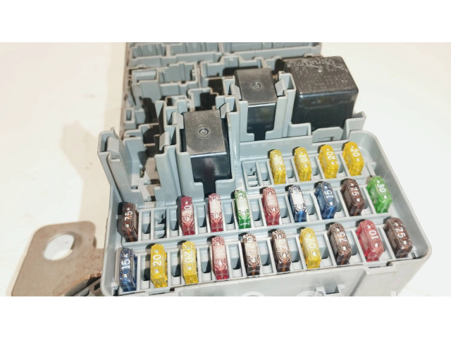   Pojistková skříňka S7AG010004   Honda Stream 2002