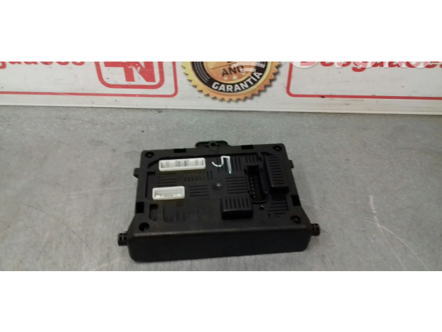 Блок комфорта 8200652285 Renault Clio II