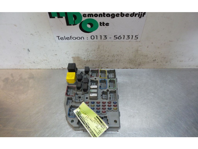 Блок предохранителей  56042257C   Jeep Grand Cherokee    