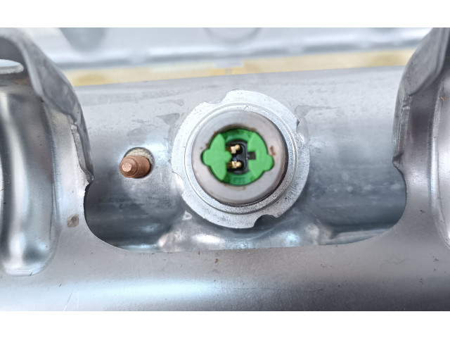 Подушка безопасности пассажира AV11A044H30AB, 34152705B Ford B-MAX