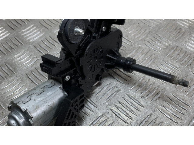 Моторчик заднего дворника 8611036000 SsangYong Rexton