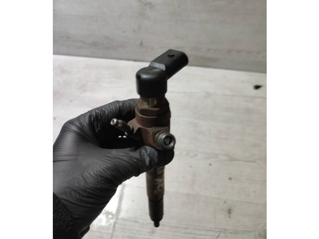 Vstřikovač 166006212R Mercedes-Benz GLA W156