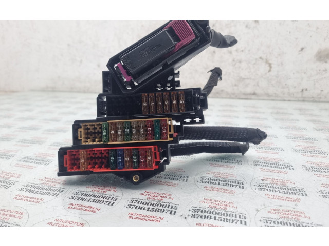 Pojistková skříňka 4L0971845 Audi Q7 4L 2008