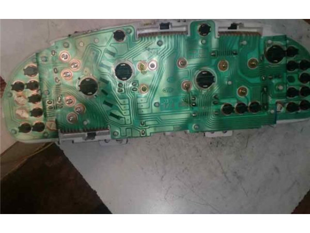 Přístrojová deska  KIA Carnival 2004 K52A55430  