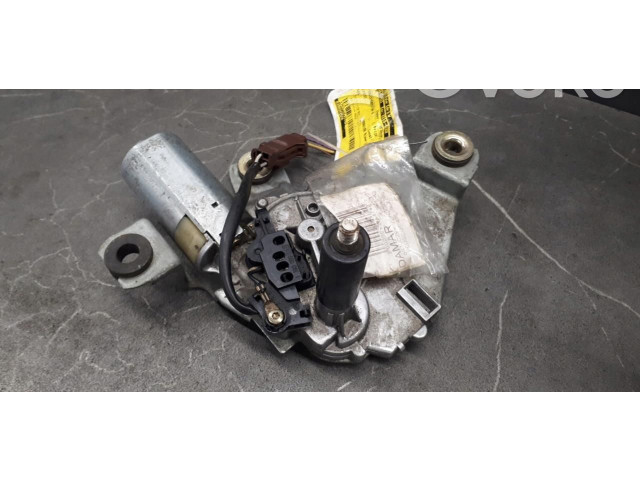 Моторчик заднего дворника 0390201556    Peugeot 406