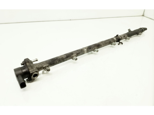 Vstřikovací lišta A1120700095 Mercedes-Benz S W220 pro benzínový motor 3.2