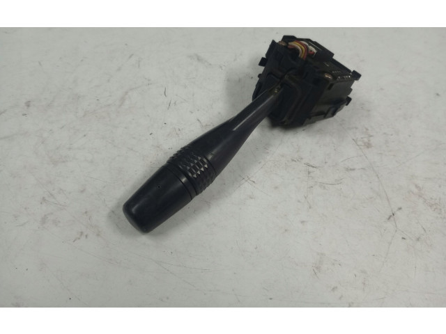 Ручка стеклоочистителей Mitsubishi Pajero